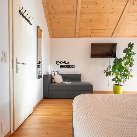 Modernes Mit Alpenblick, Balkon & Parkplatz Nahe Und Interlaken Lägenhet